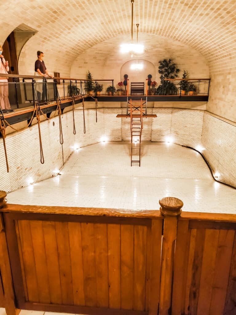 biltmore swimming pool
