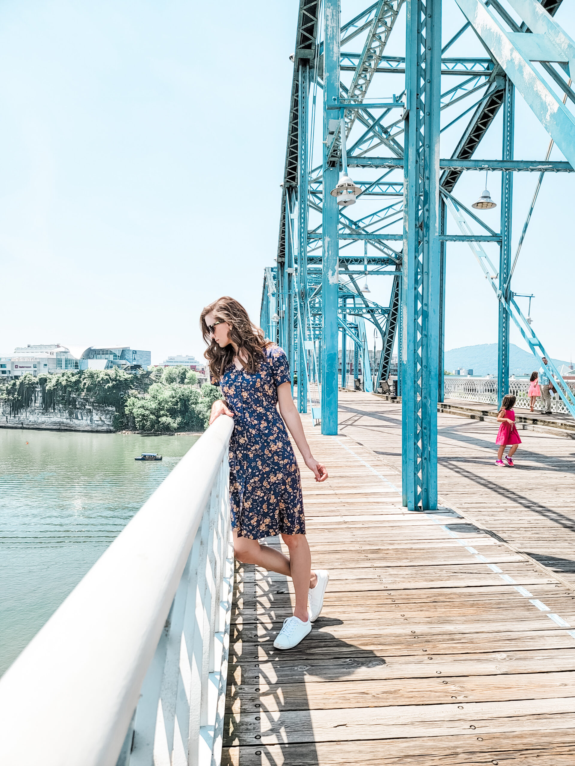 walnut street bridge