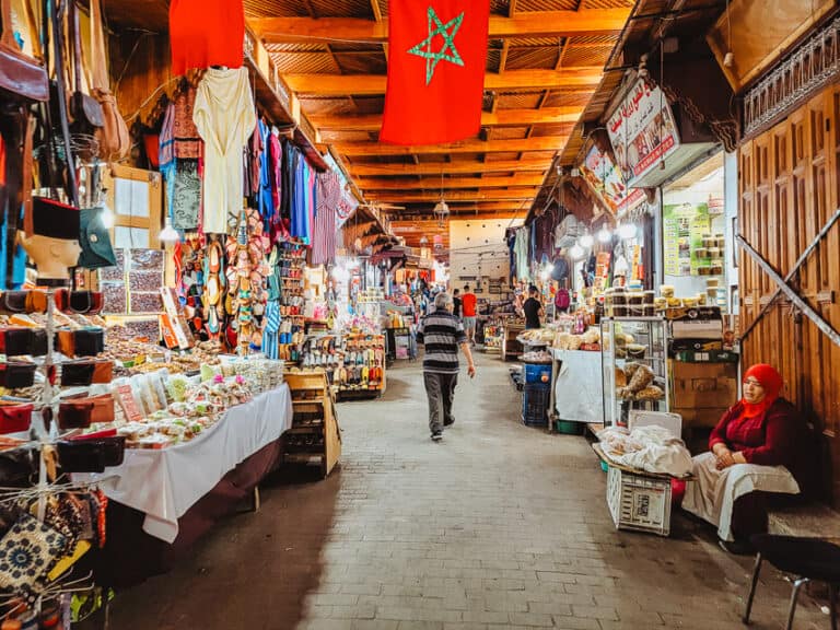 17 Moroccan Scams: How to Spot Them and What to Avoid