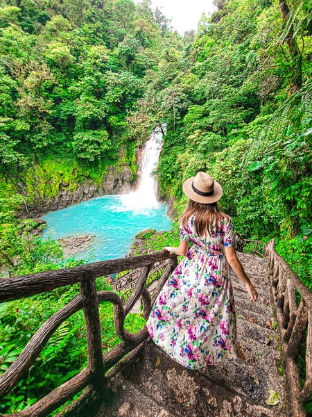 How to Go Hiking to the Rio Celeste Waterfall in Costa Rica