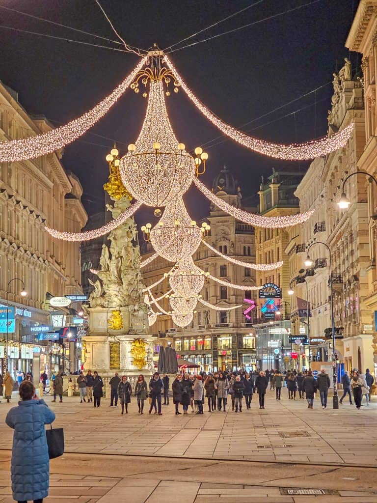 A Detailed Guide to the 10 Best Vienna Christmas Markets